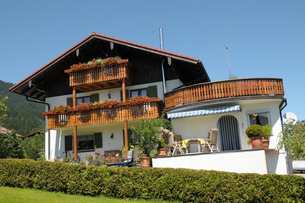 Gaestehaus Bergfrieden Bolsterlang Chambre photo