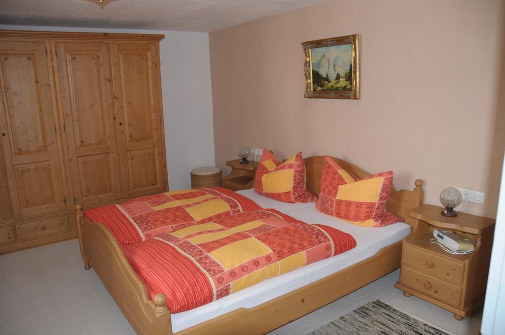 Gaestehaus Bergfrieden Bolsterlang Chambre photo